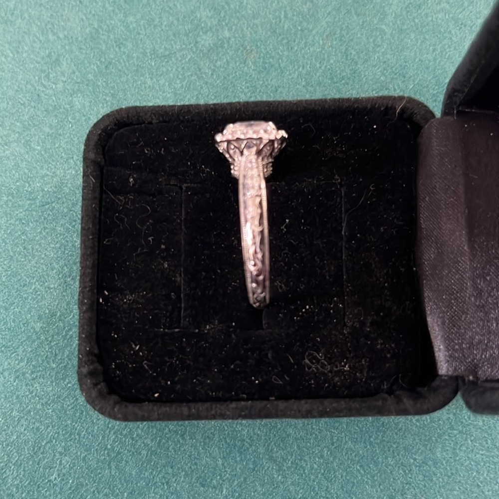 Gorgeous Tacori 925 Silver 2.75 Carat Engagement Ring Size 8 - Picture 5 of 7